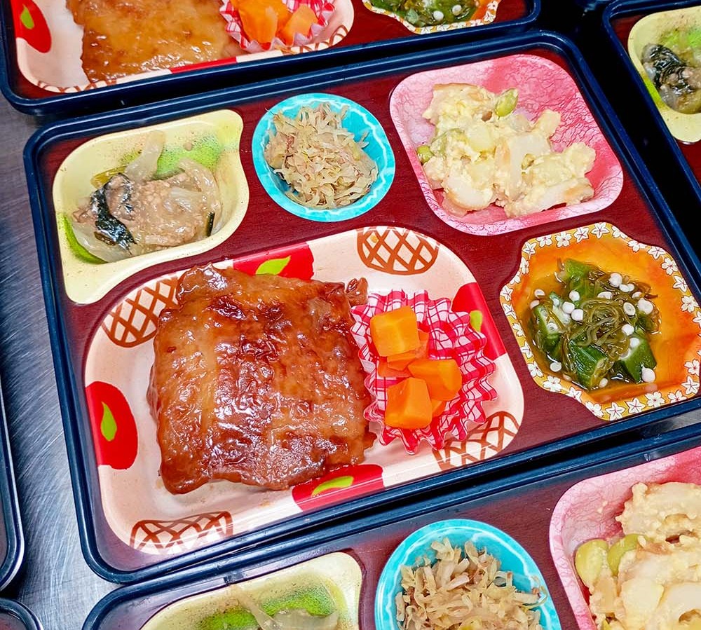 今日は「照焼チキン」です♪